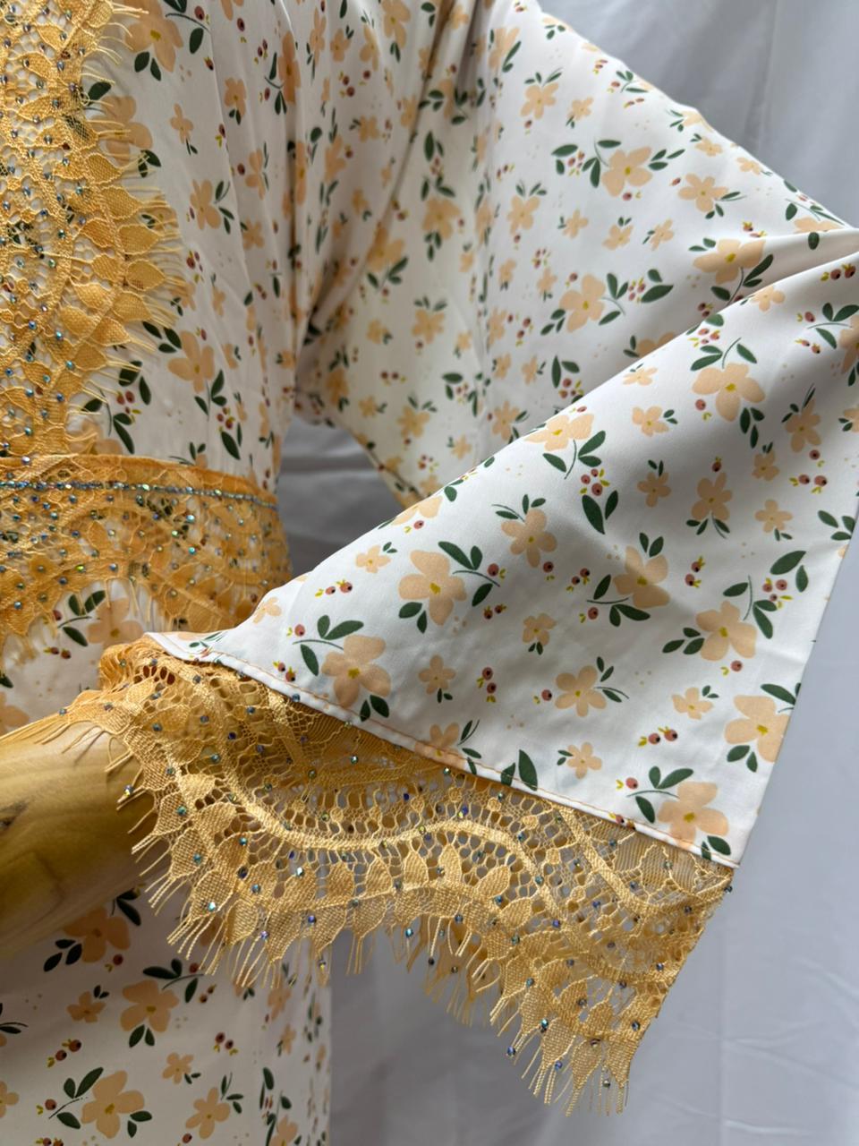 Light gold color alternate